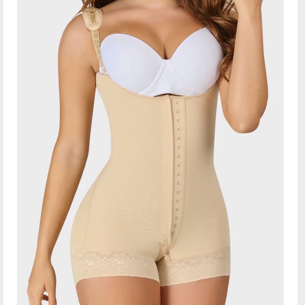 Elegant Beige Shapewear Bodysuit